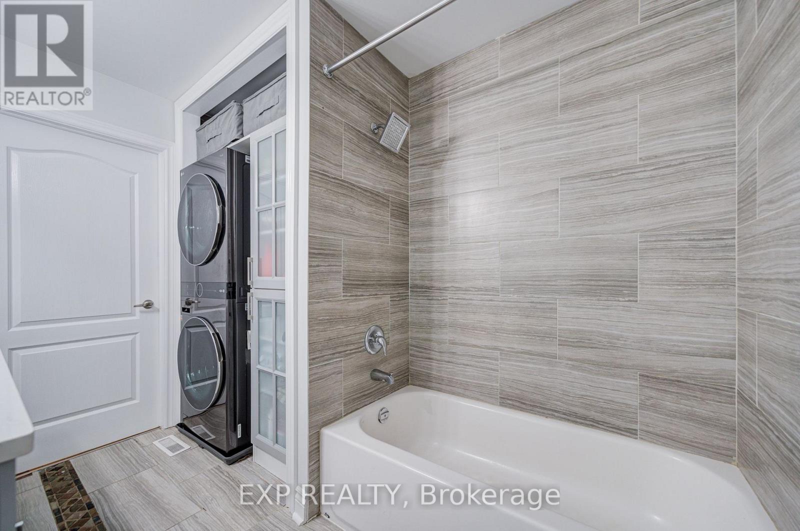 205 POWELL ROAD - Image 30