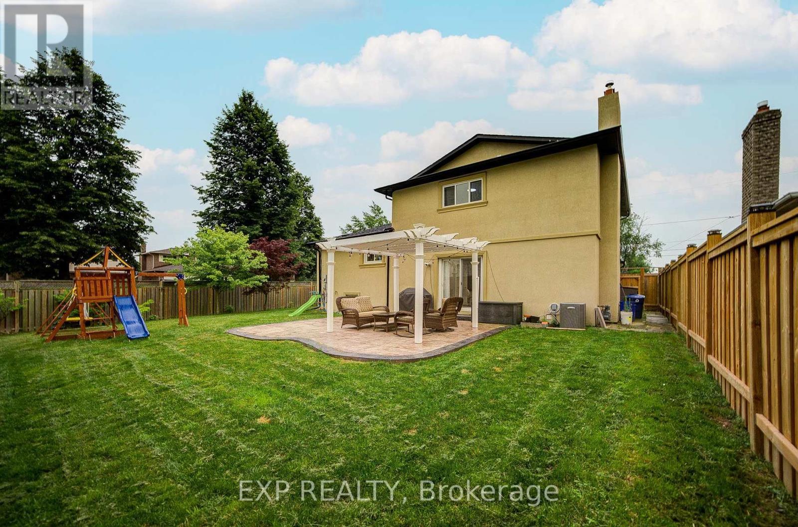 205 POWELL ROAD - 50