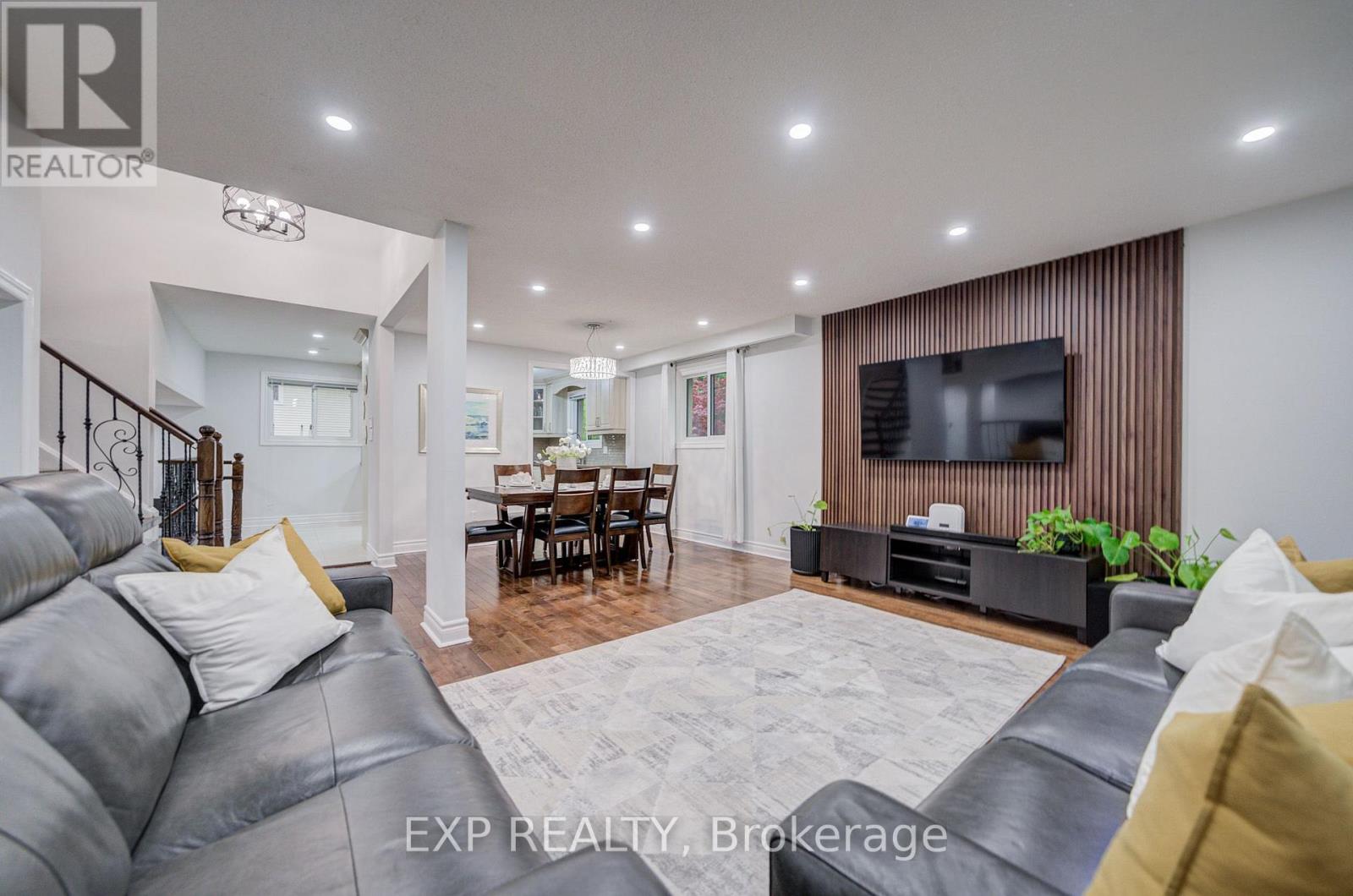 205 POWELL ROAD - Image 7