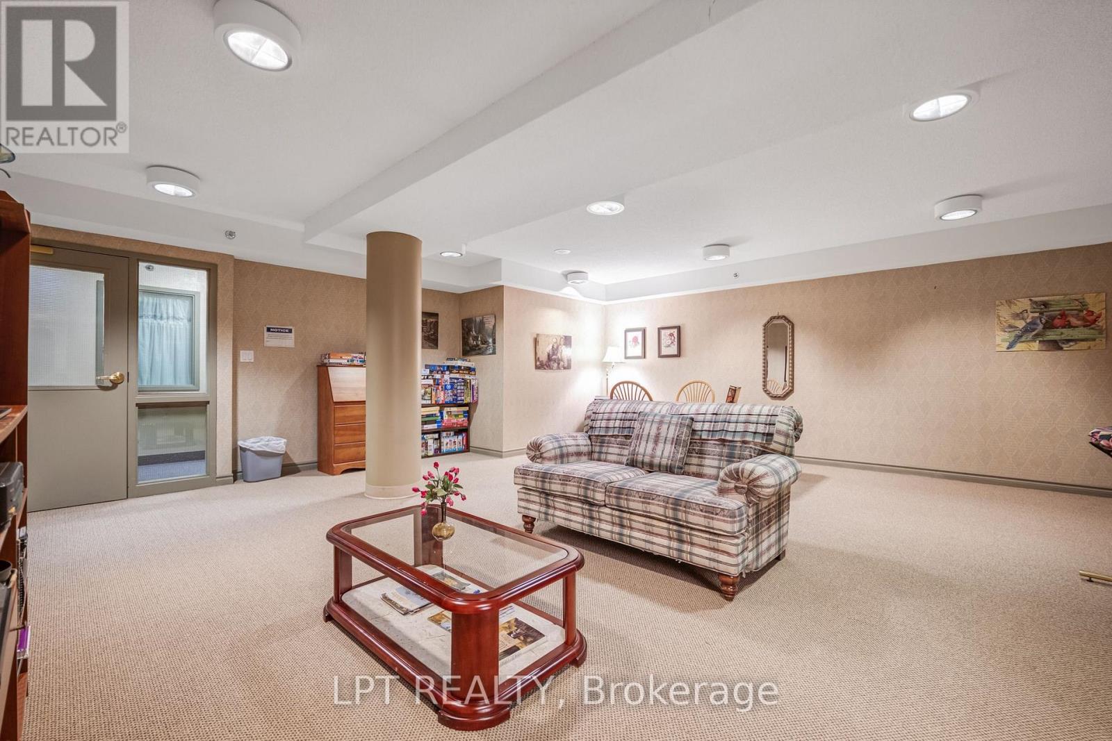 #216 115 BONIS AVENUE - 24