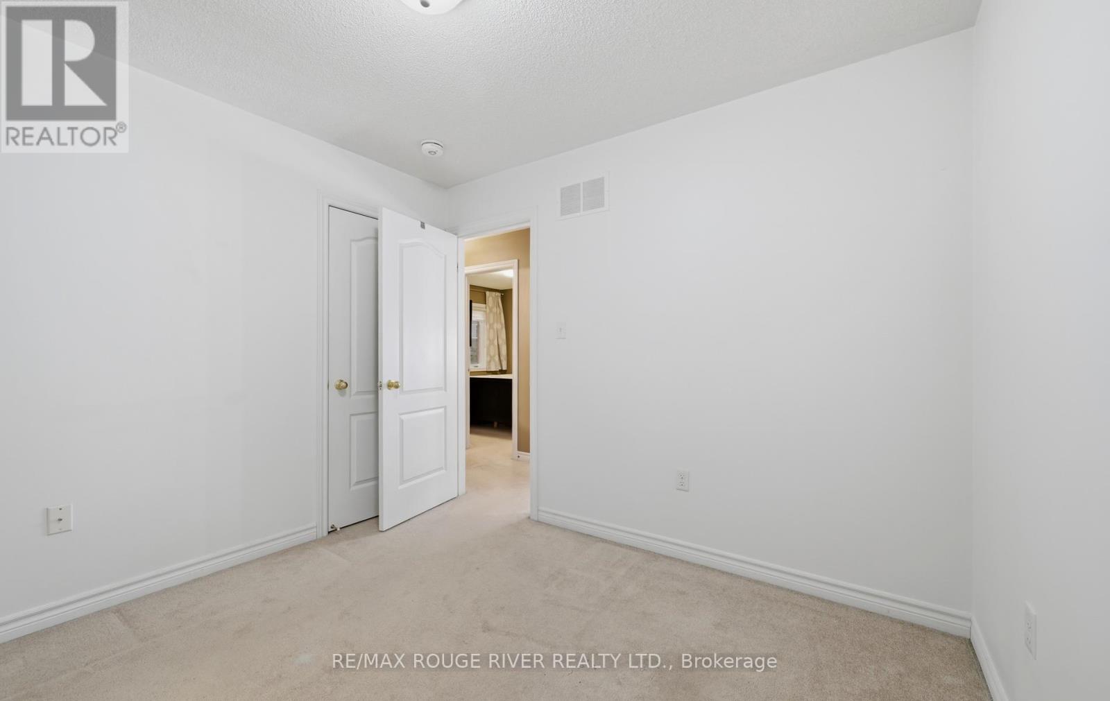 886 GROVELAND AVENUE - 25