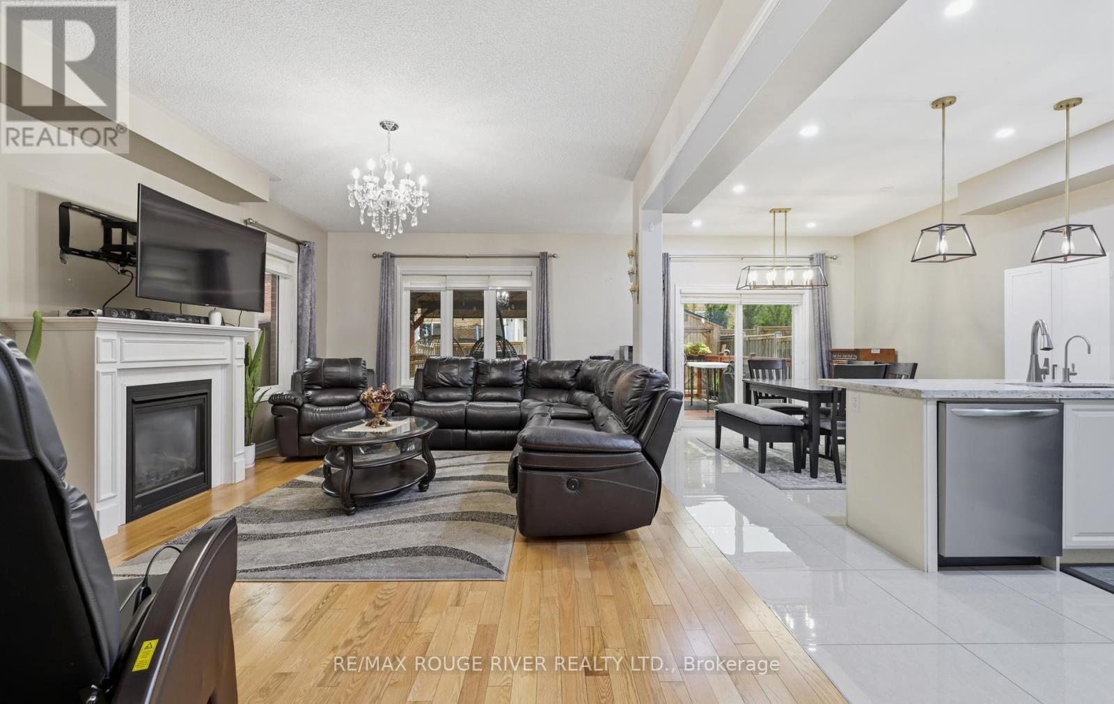 886 GROVELAND AVENUE - 4