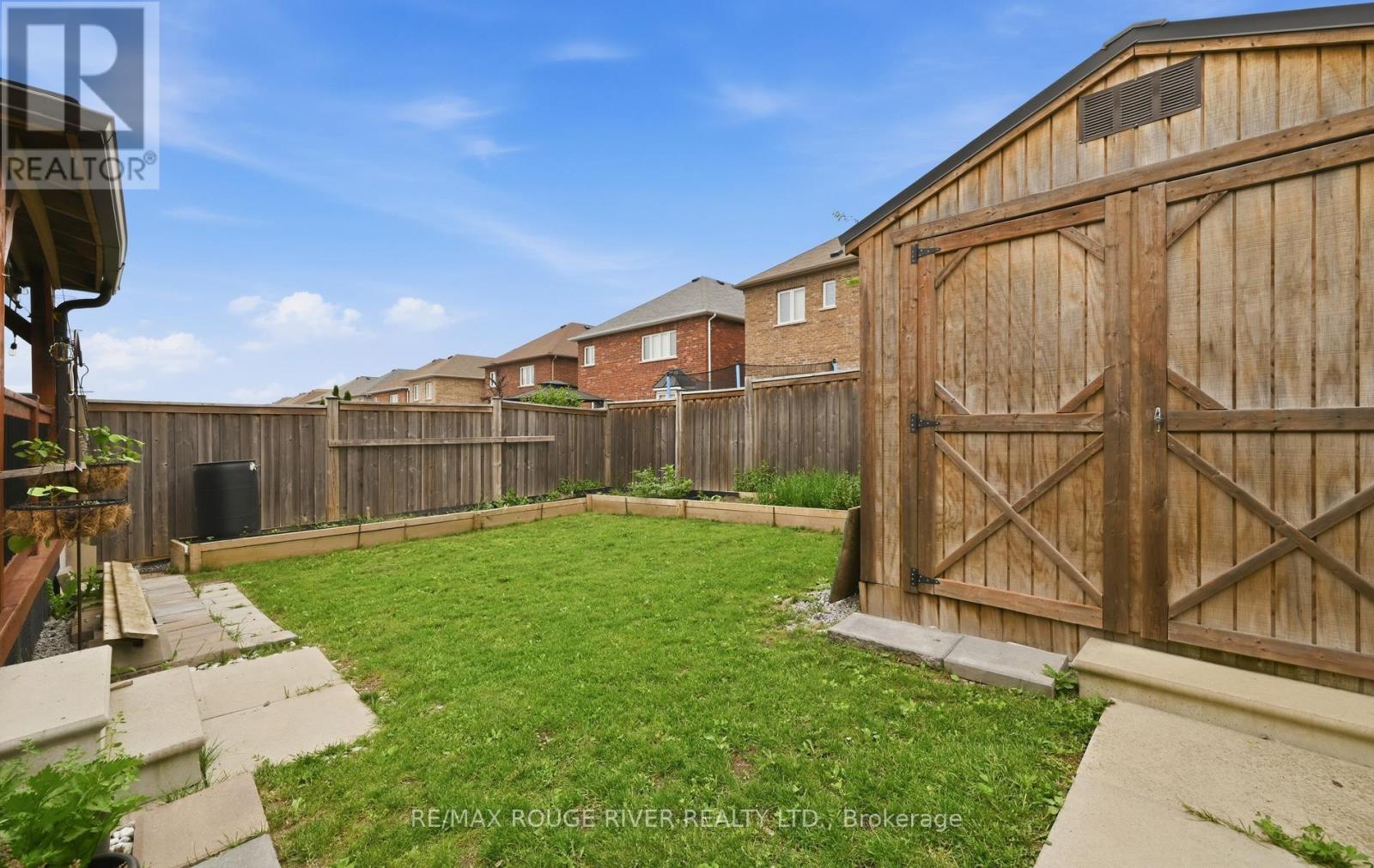 886 GROVELAND AVENUE - 40