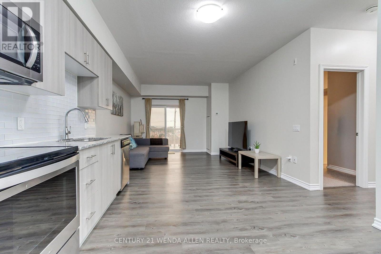 290 LIBERTY STREET N - 14