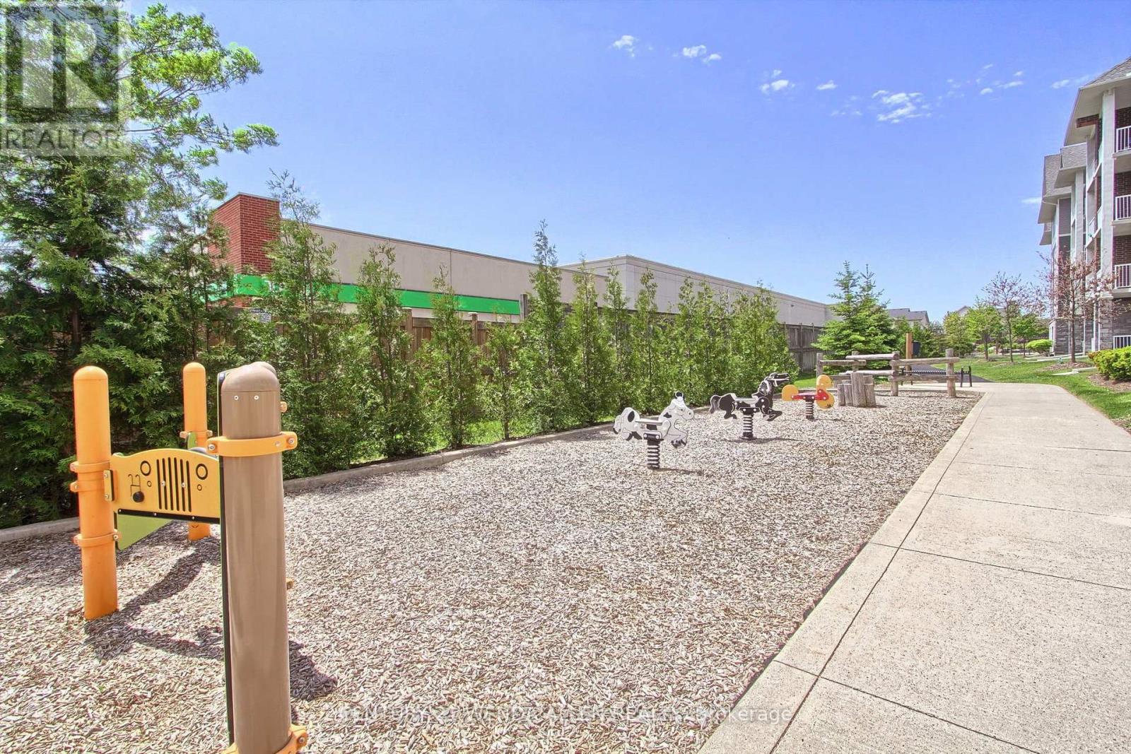 290 LIBERTY STREET N - 31