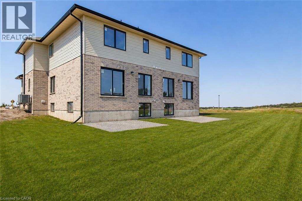 114 BEDELL Drive - 42