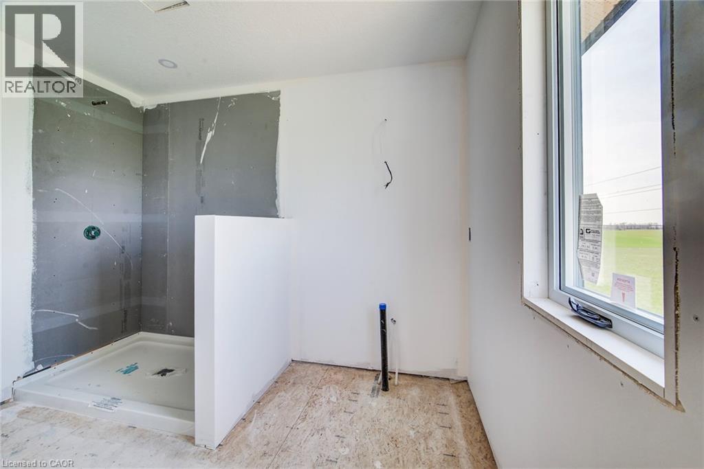 114 BEDELL Drive - 32