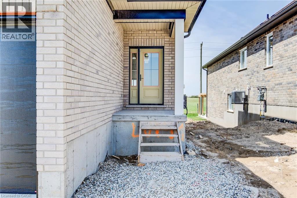 114 BEDELL Drive - Image 3