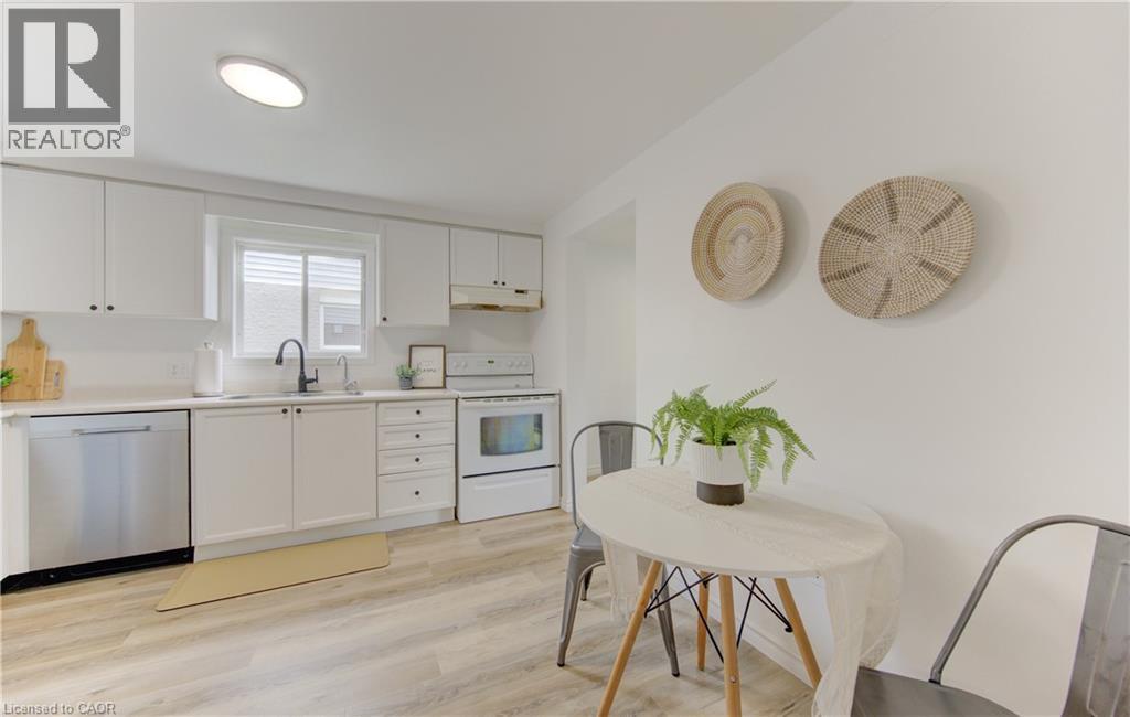38 CASSIDY Court - 8
