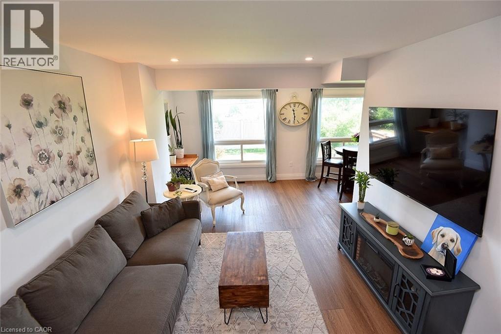 2499 WHITTAKER Drive - 8