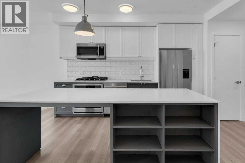 #308 327 9A Street NW - 8