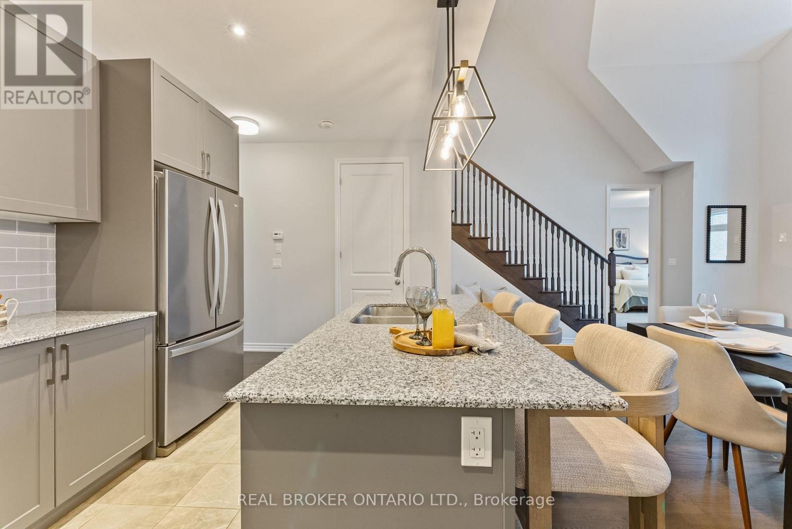 6 HOWARD WILLIAMS COURT - 13