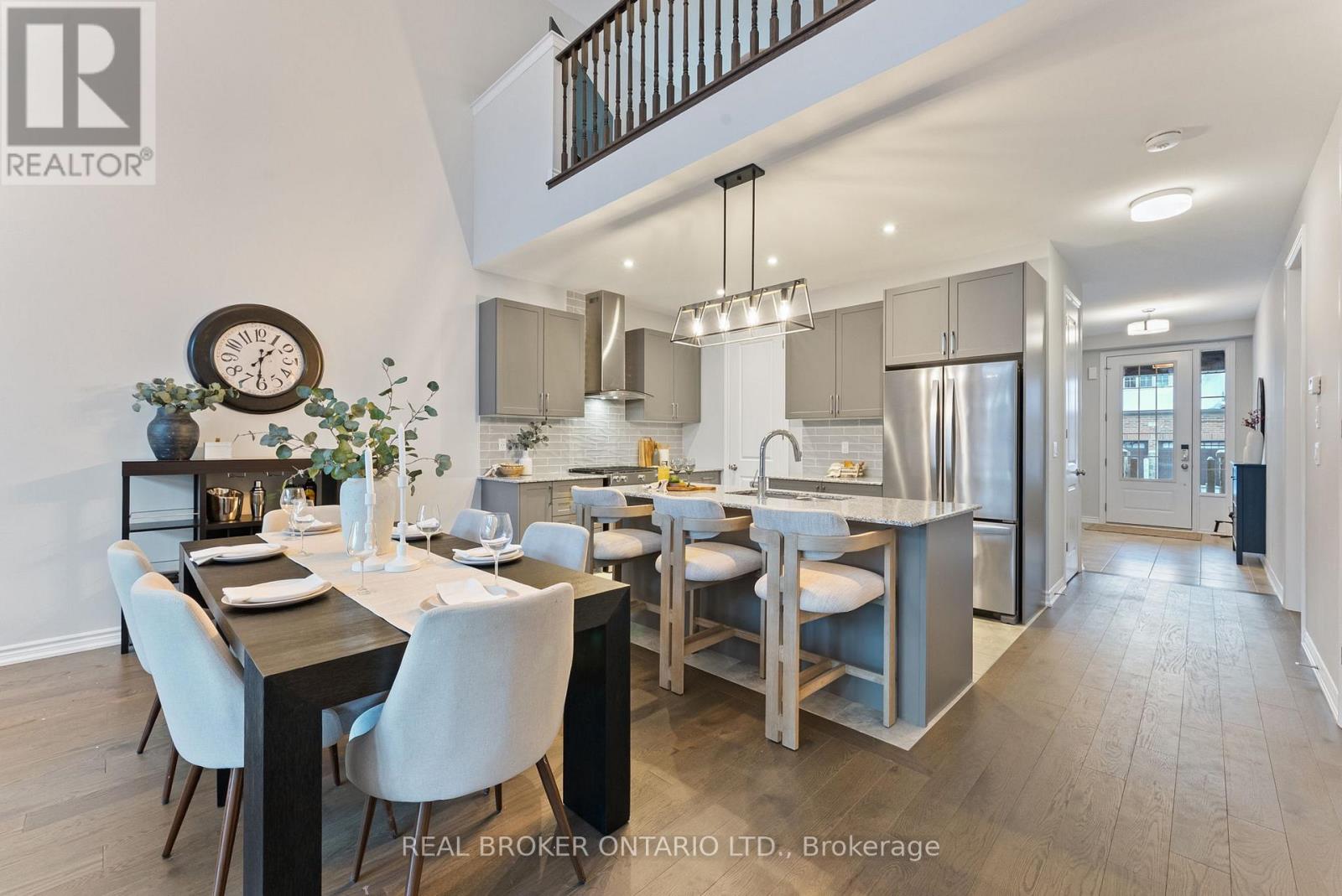 6 HOWARD WILLIAMS COURT - 15