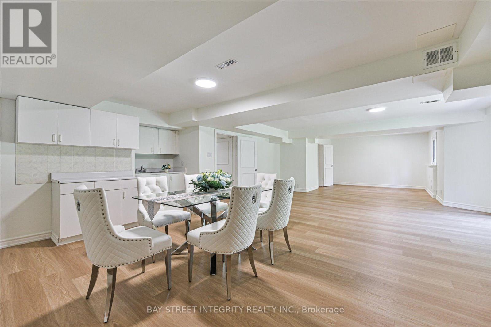 151 OLD SURREY LANE - Image 37