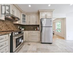 151 Old Surrey Lane, Richmond Hill, ON L4C6R9 Photo 13