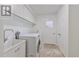 151 Old Surrey Lane, Richmond Hill, ON L4C6R9 Photo 19