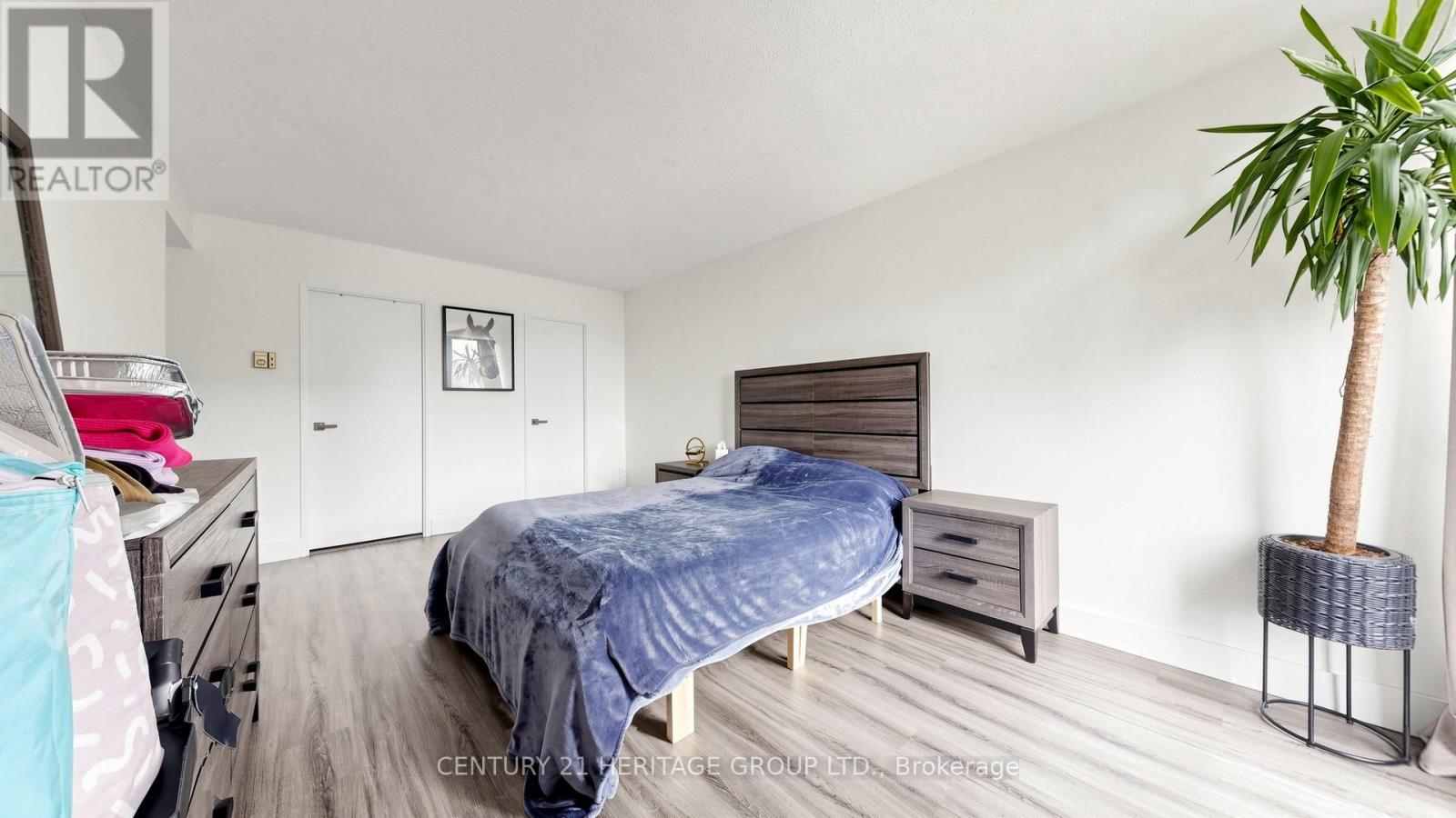 #406 40 BAIF BOULEVARD - 27