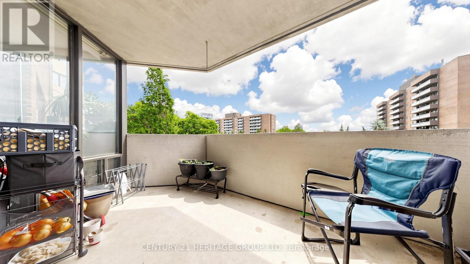 #406 40 BAIF BOULEVARD - 37