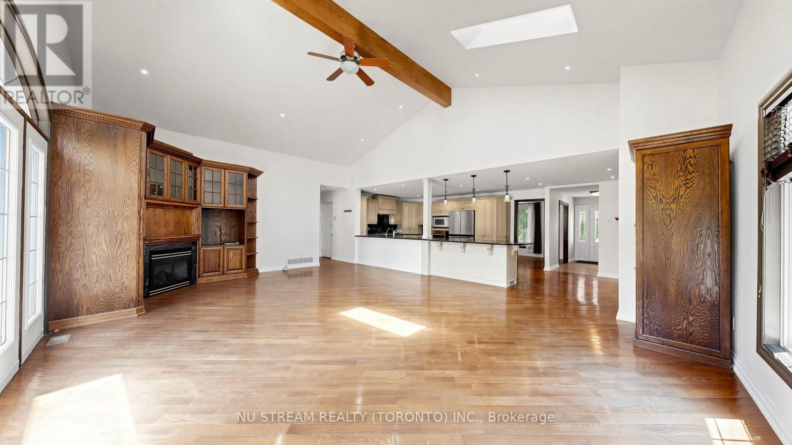 20 BLACKFOREST DRIVE - 10