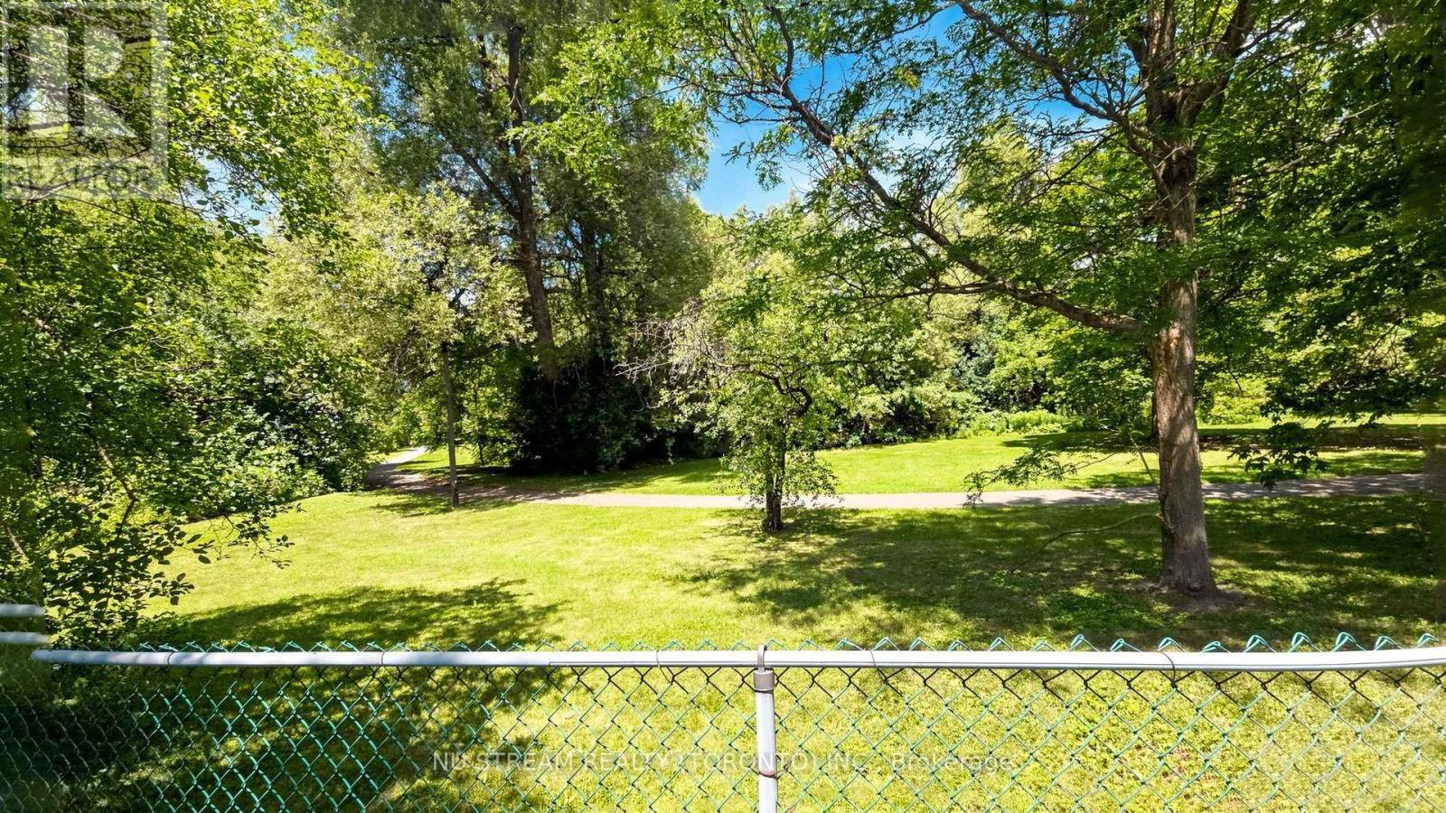 20 BLACKFOREST DRIVE - 30