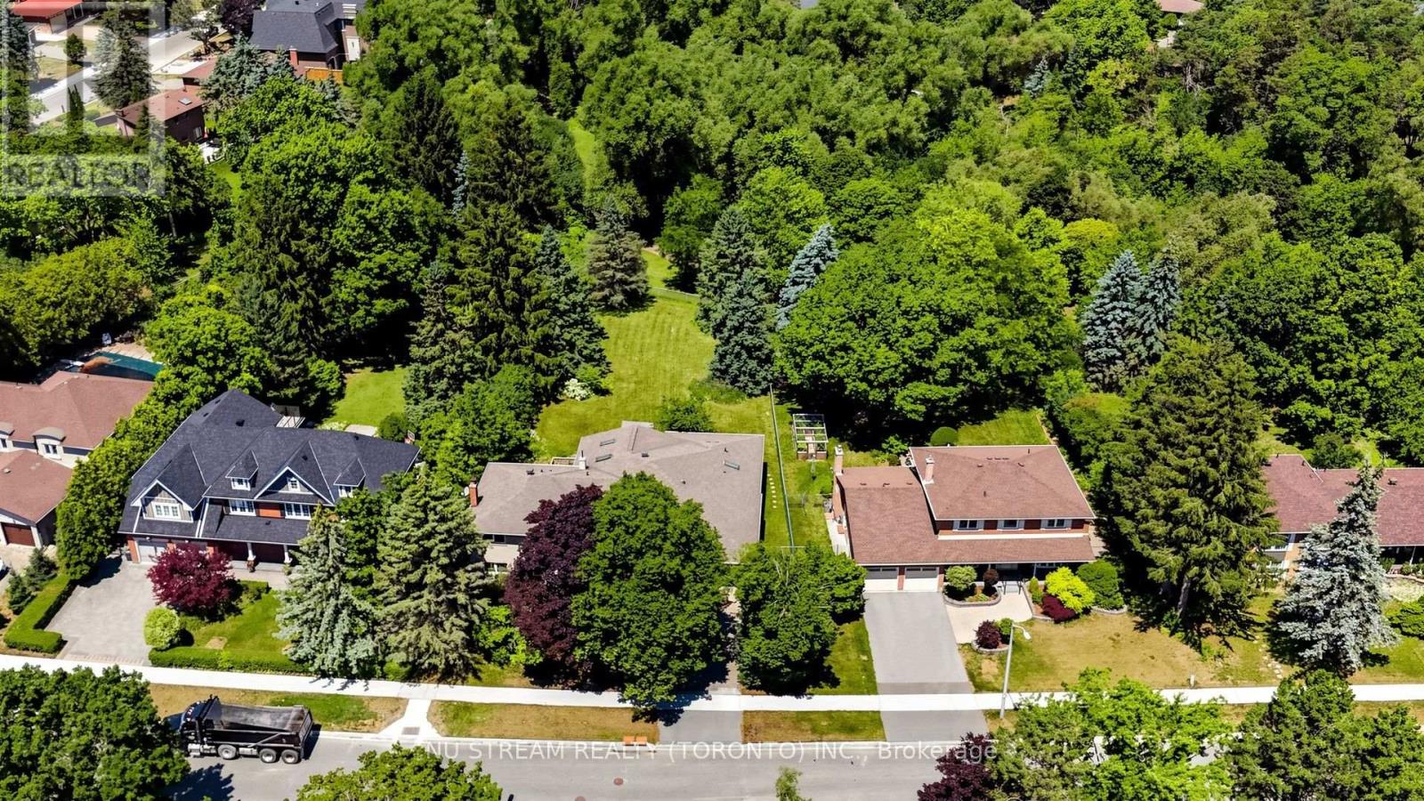 20 BLACKFOREST DRIVE - 31