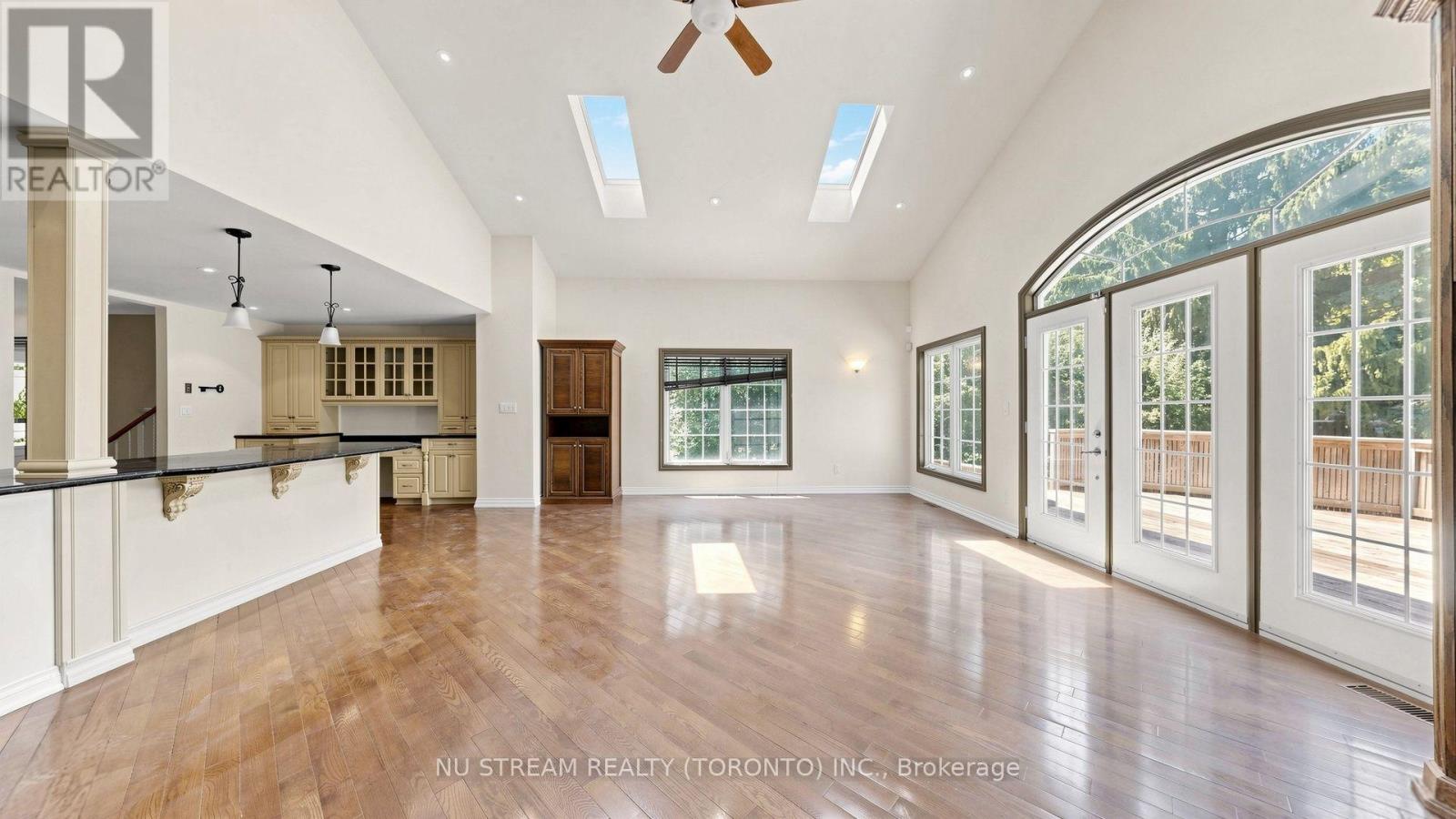 20 BLACKFOREST DRIVE - 9