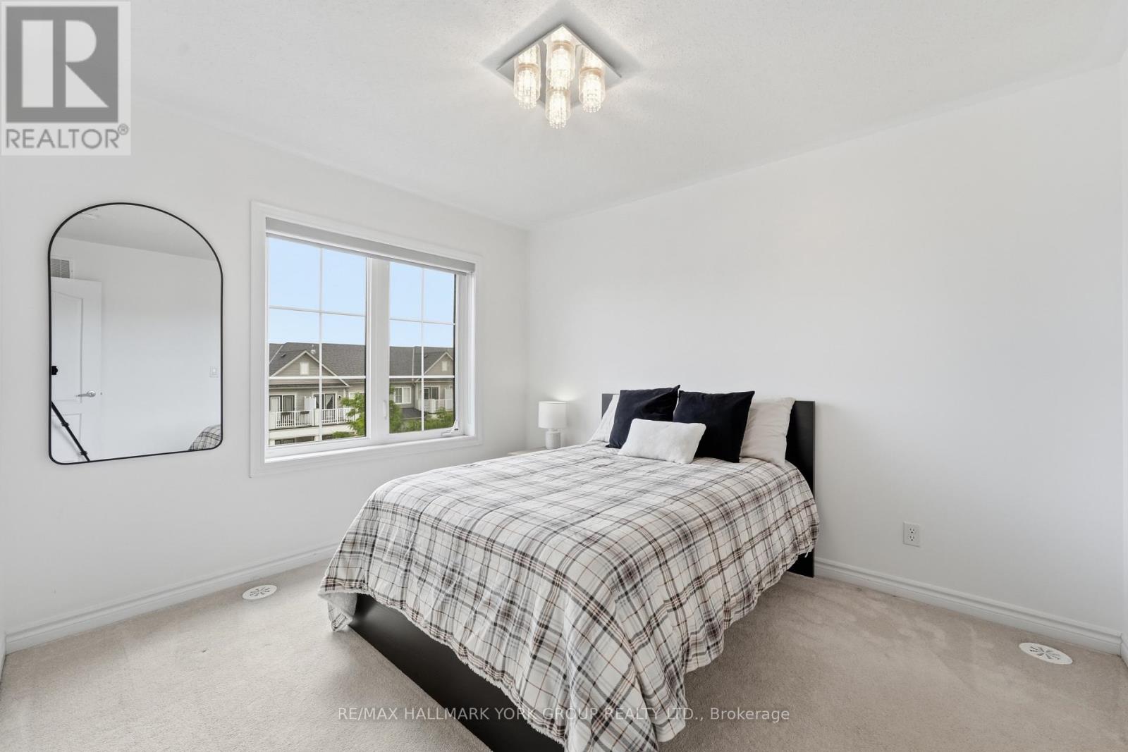 118 ALVIN PEGG DRIVE - 17