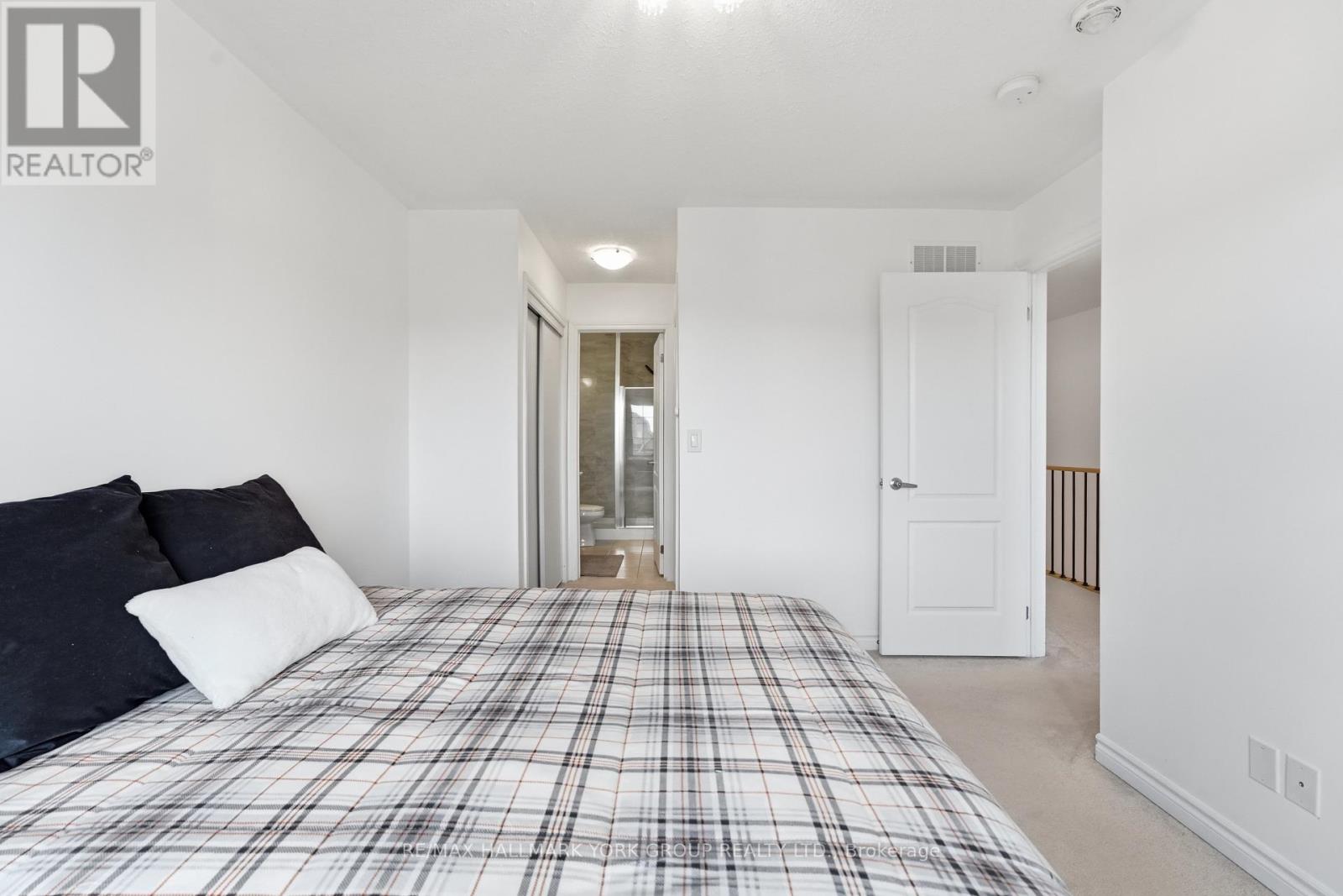 118 ALVIN PEGG DRIVE - 19