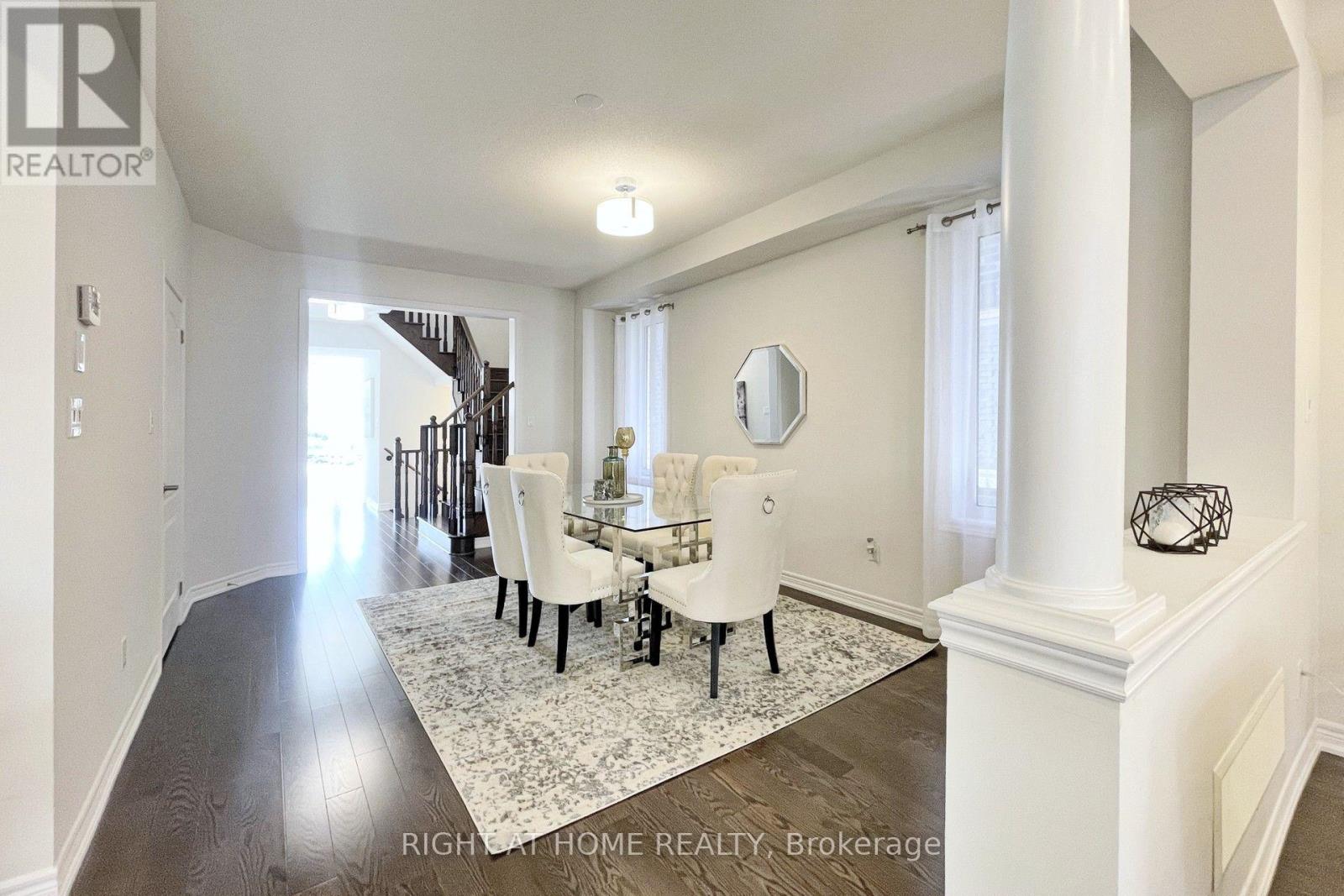 60 FALCONRIDGE TERRACE - 6