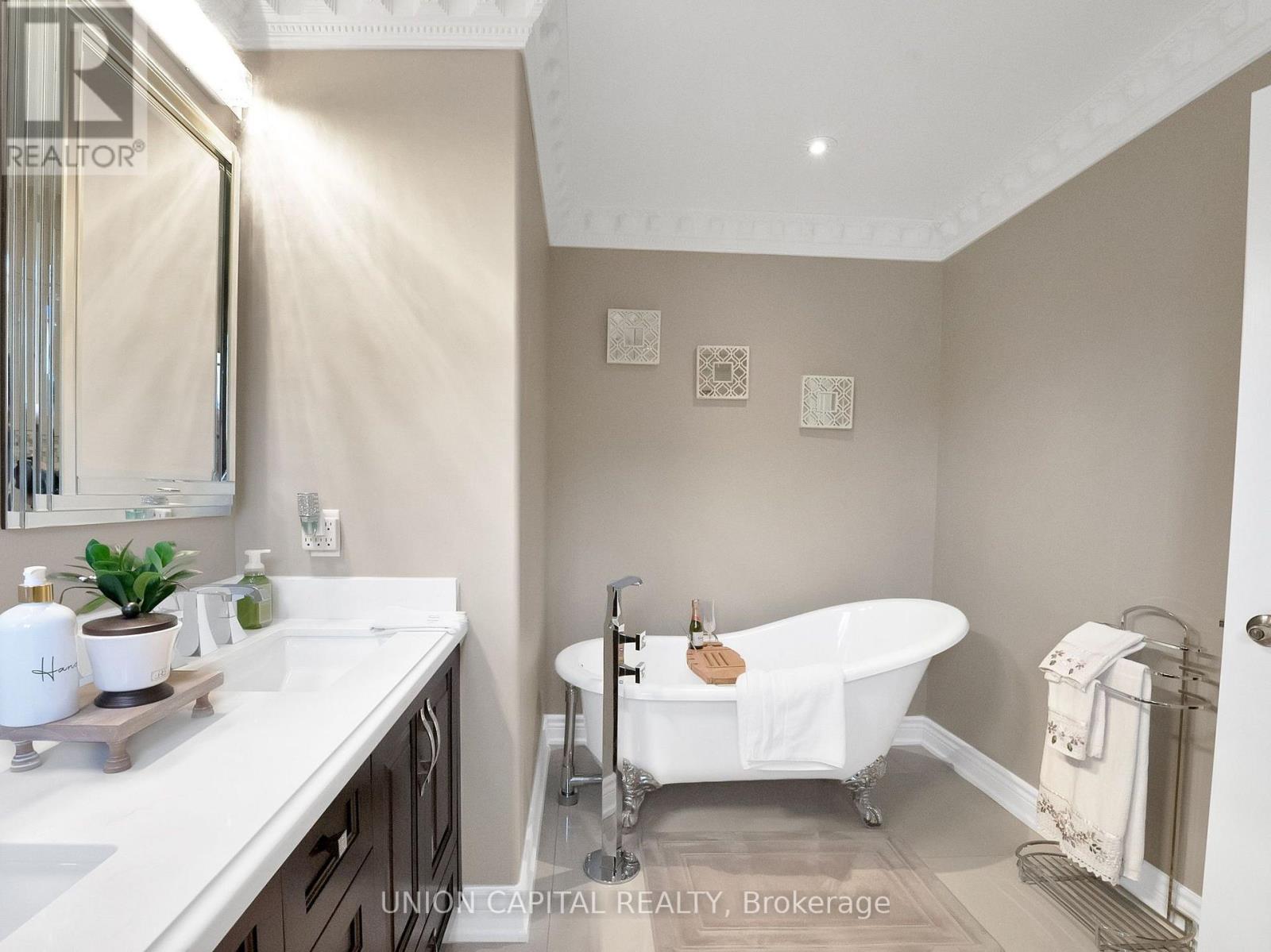 78 BECKENRIDGE DRIVE - Image 23