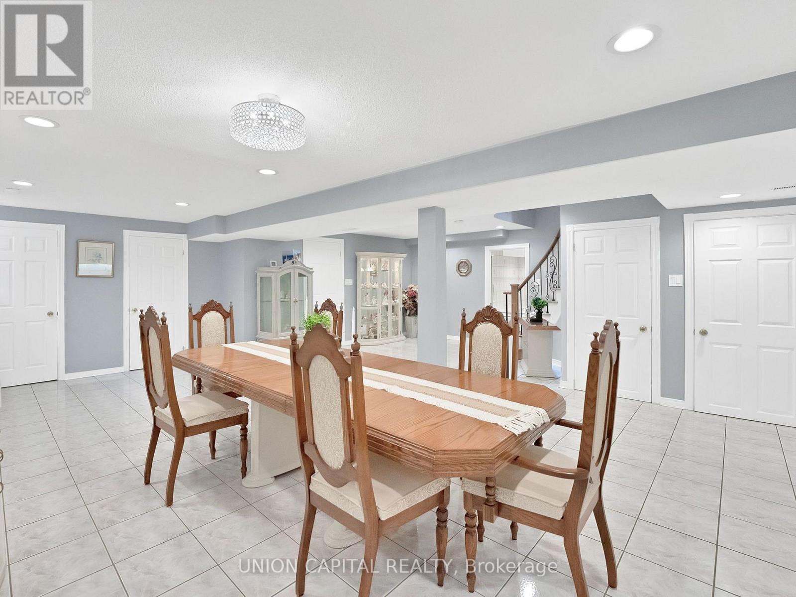 78 BECKENRIDGE DRIVE - Image 32