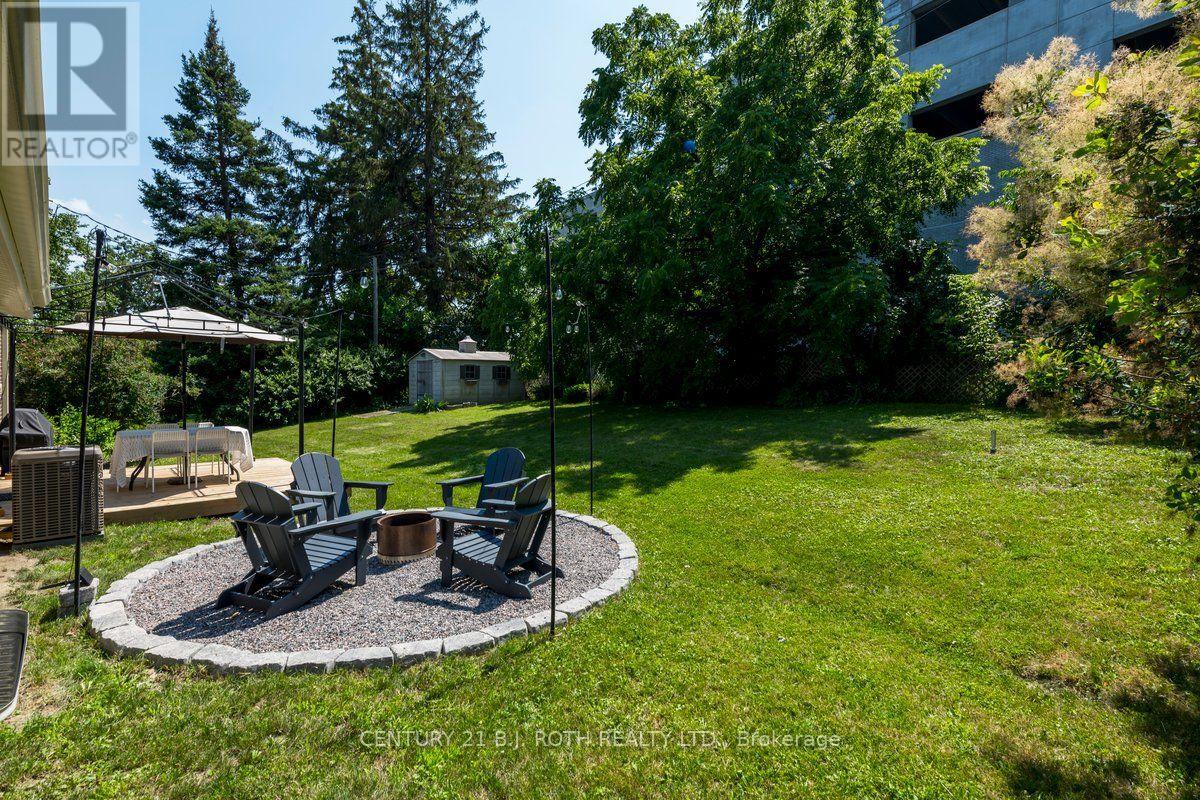 1 OTTAWAY AVENUE - 25