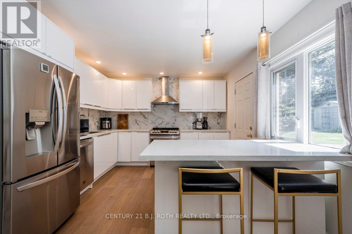 1 OTTAWAY AVENUE - 8