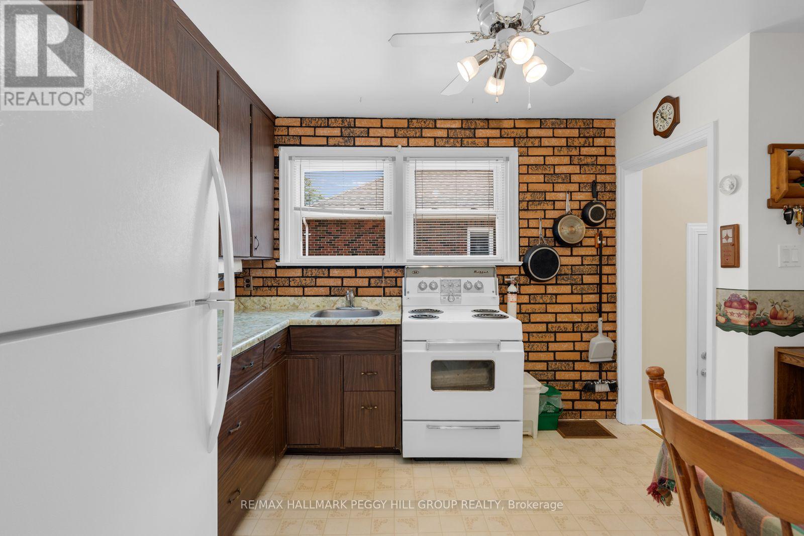 171 CODRINGTON STREET - 7