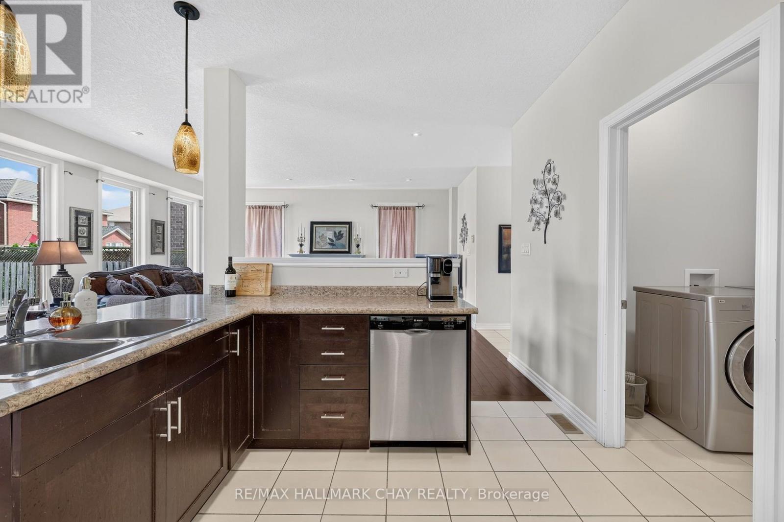 43 GRAIHAWK DRIVE - 4