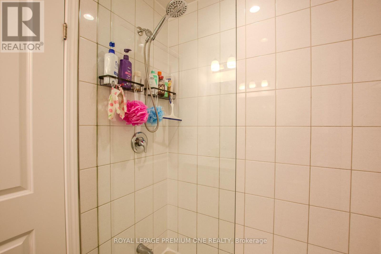 92 ENNERDALE STREET - 26