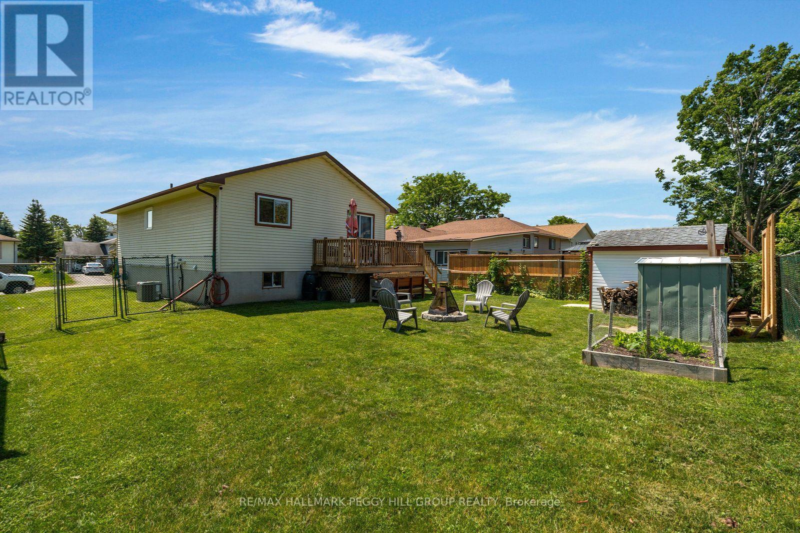 6 CINDY LEE CRESCENT - 16