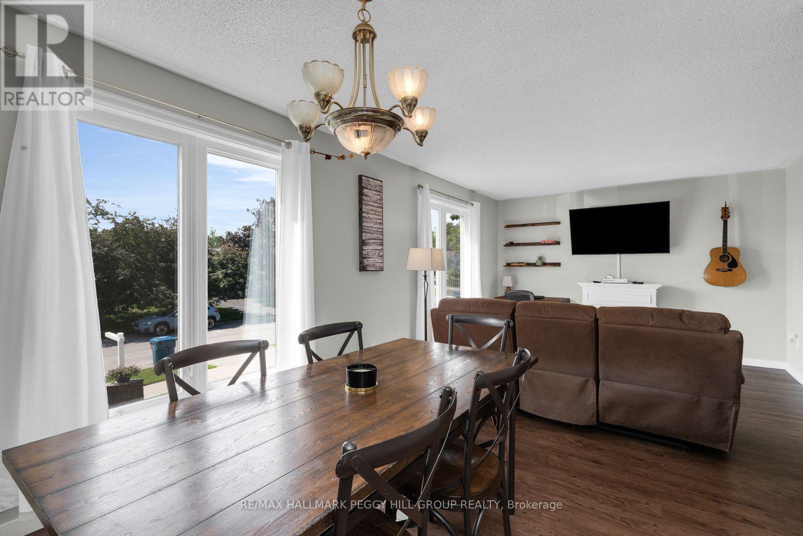 6 CINDY LEE CRESCENT - 4