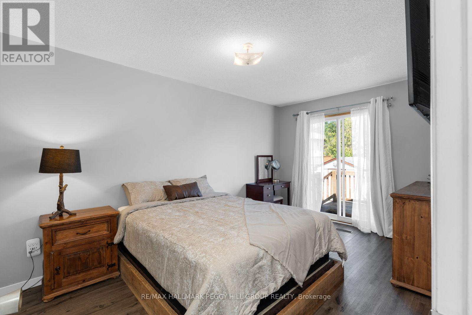 6 CINDY LEE CRESCENT - 7