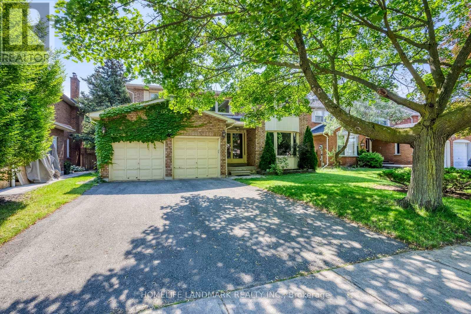 1237 BEECHGROVE CRESCENT - 1