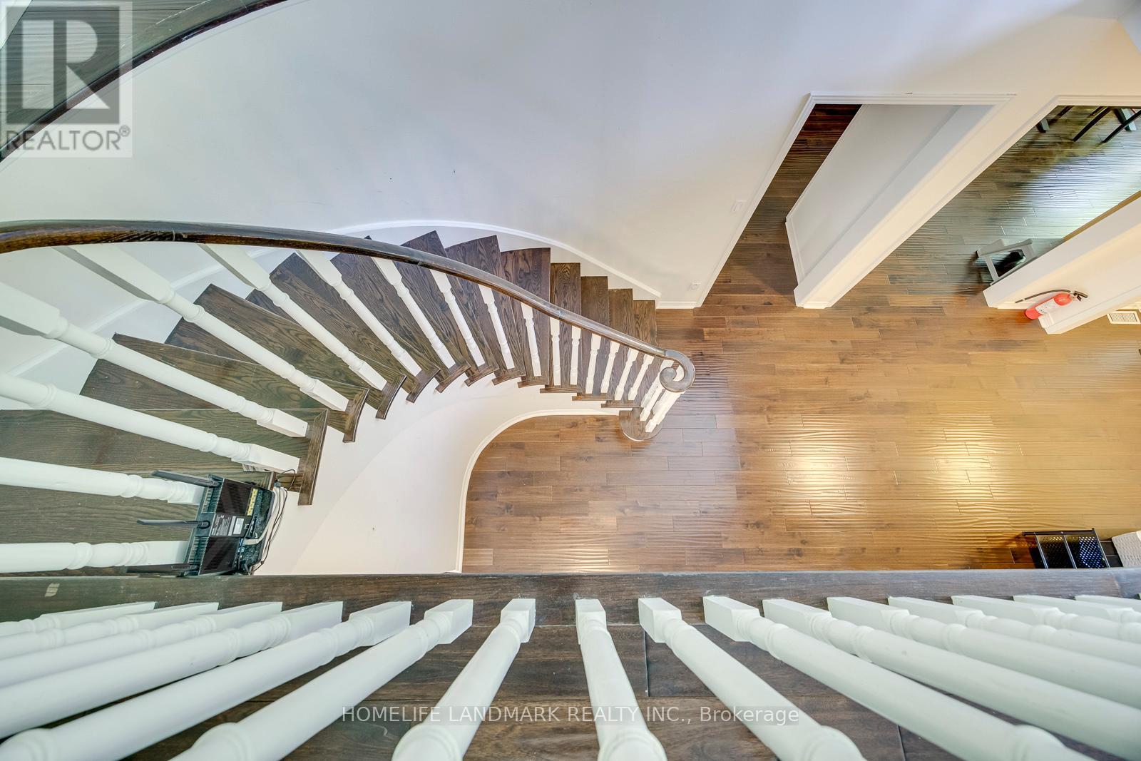 1237 BEECHGROVE CRESCENT - 19