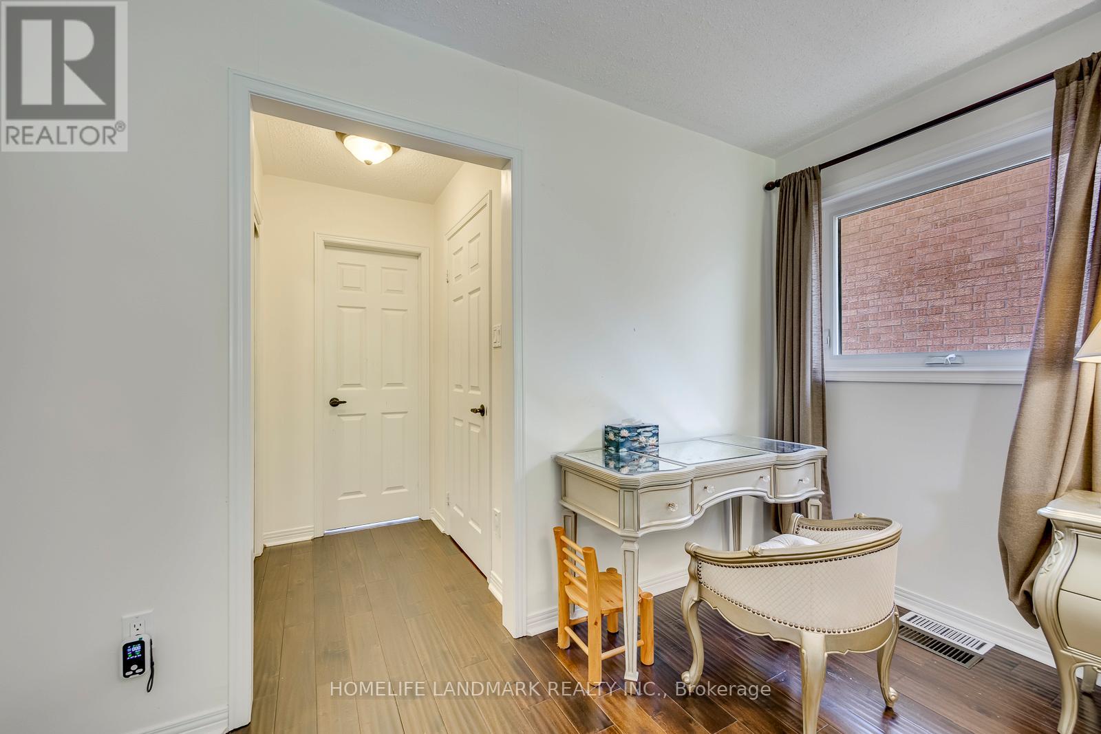 1237 BEECHGROVE CRESCENT - 25