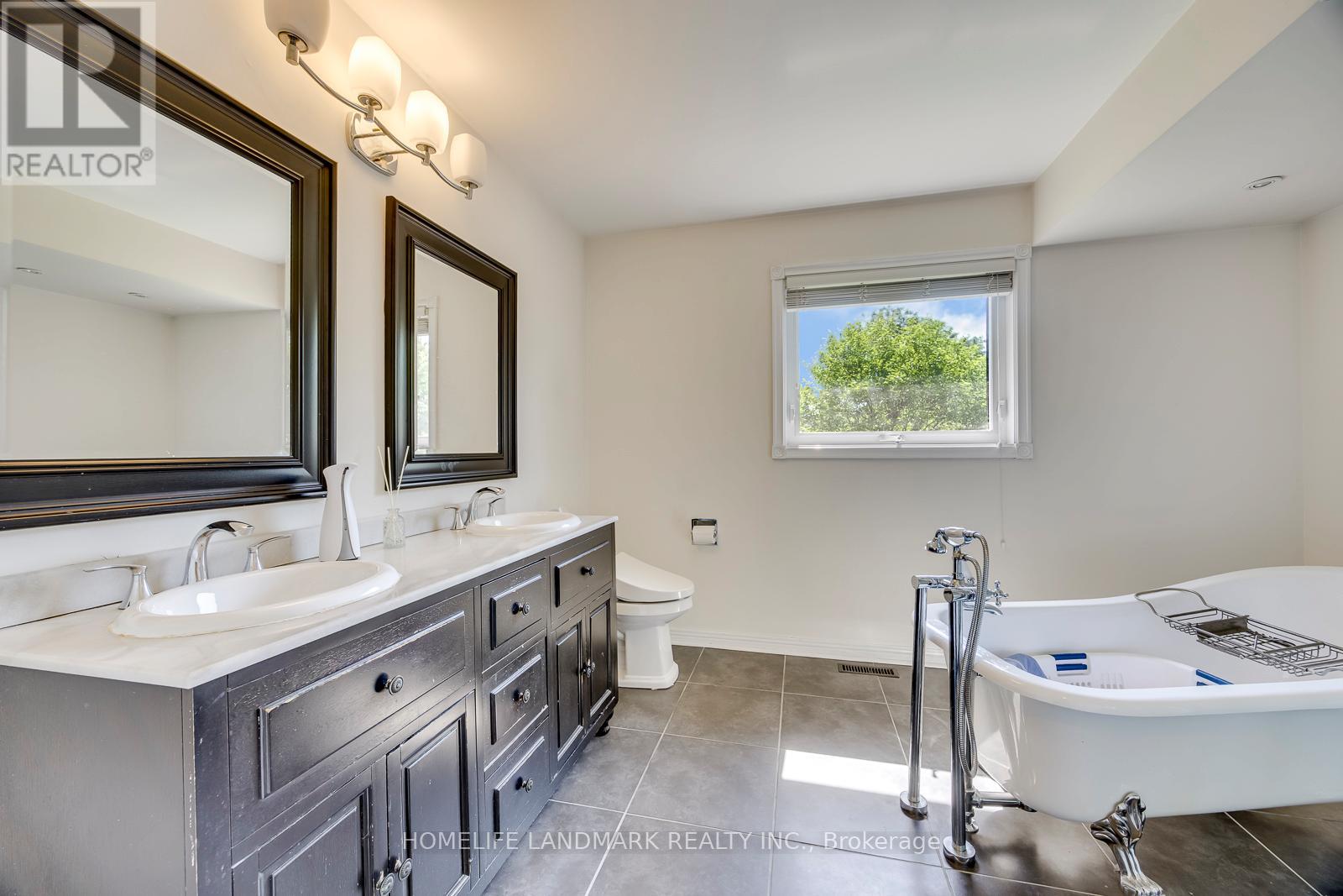1237 BEECHGROVE CRESCENT - 26