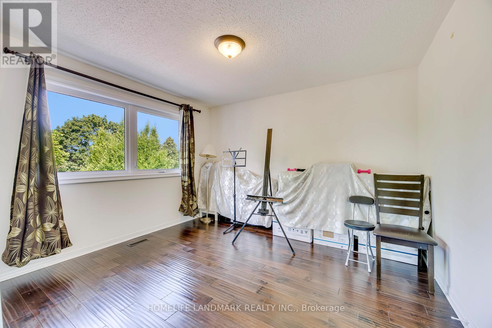 1237 BEECHGROVE CRESCENT - 28