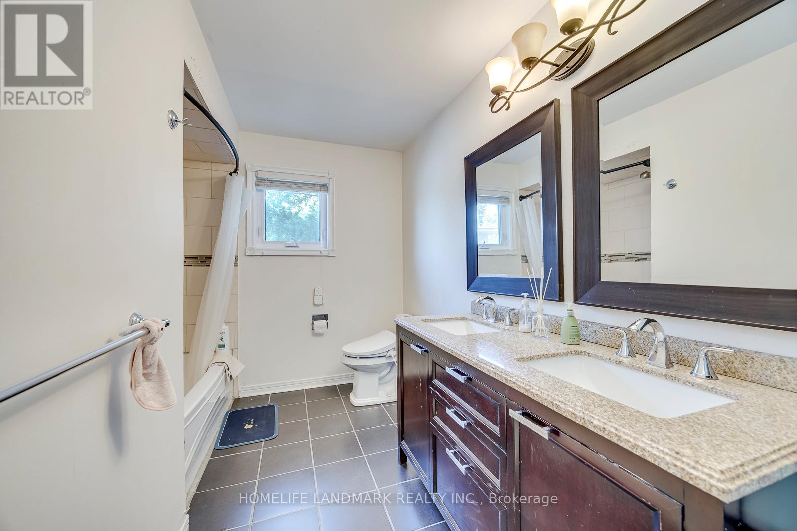 1237 BEECHGROVE CRESCENT - 33