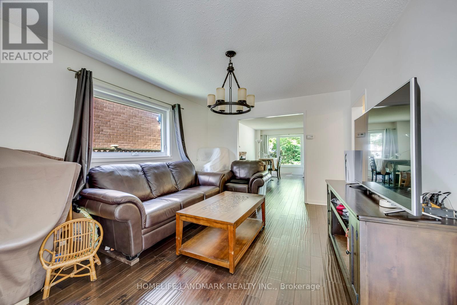1237 BEECHGROVE CRESCENT - 7
