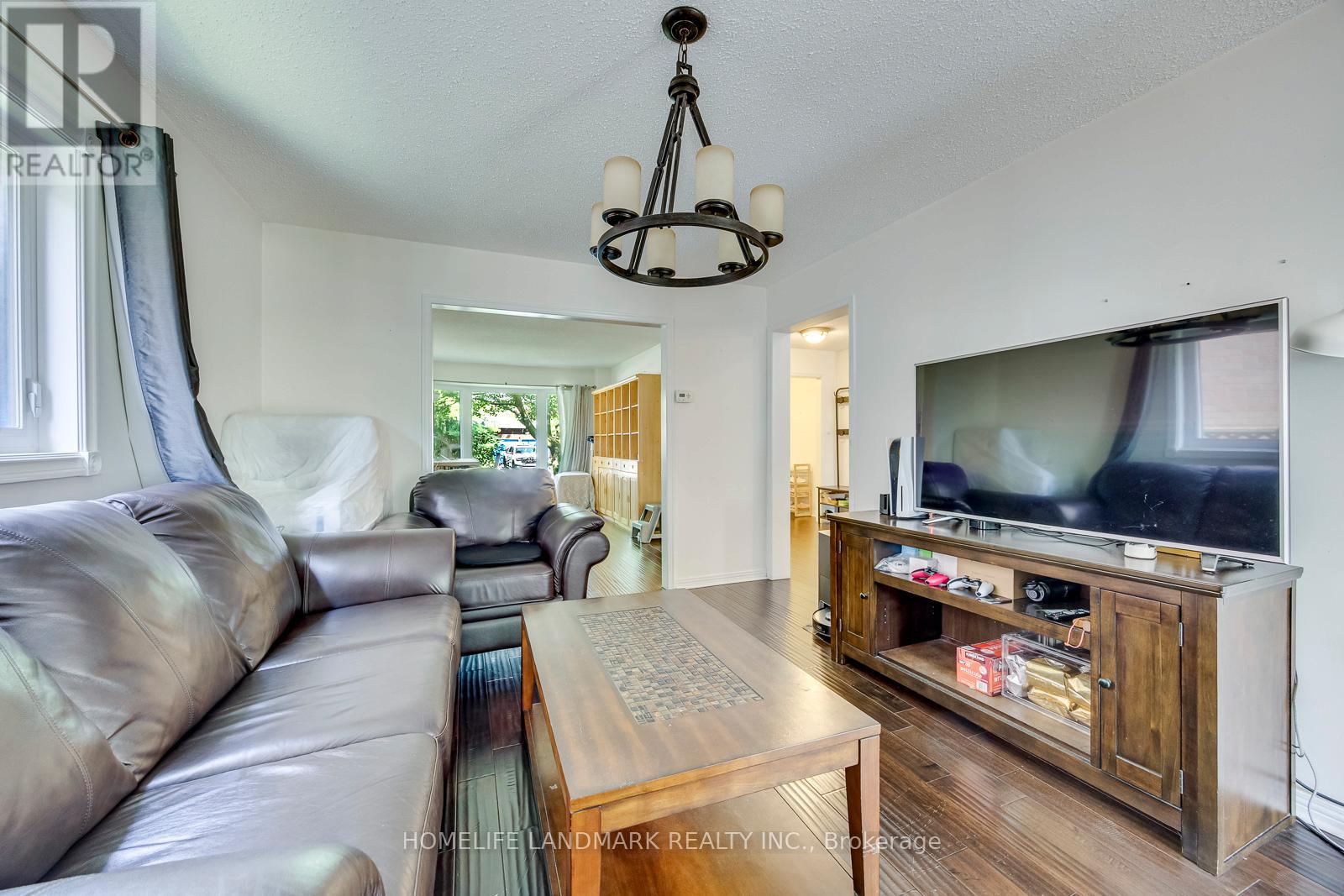 1237 BEECHGROVE CRESCENT - 8