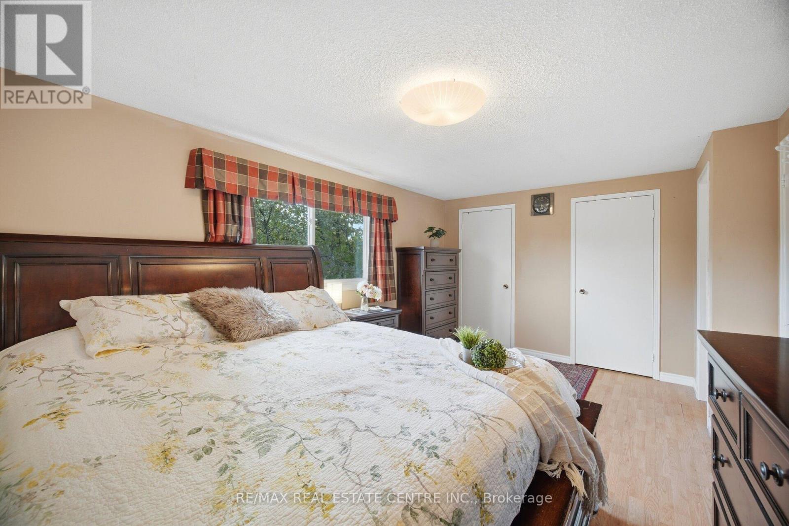 6884 EDENWOOD DRIVE - 23