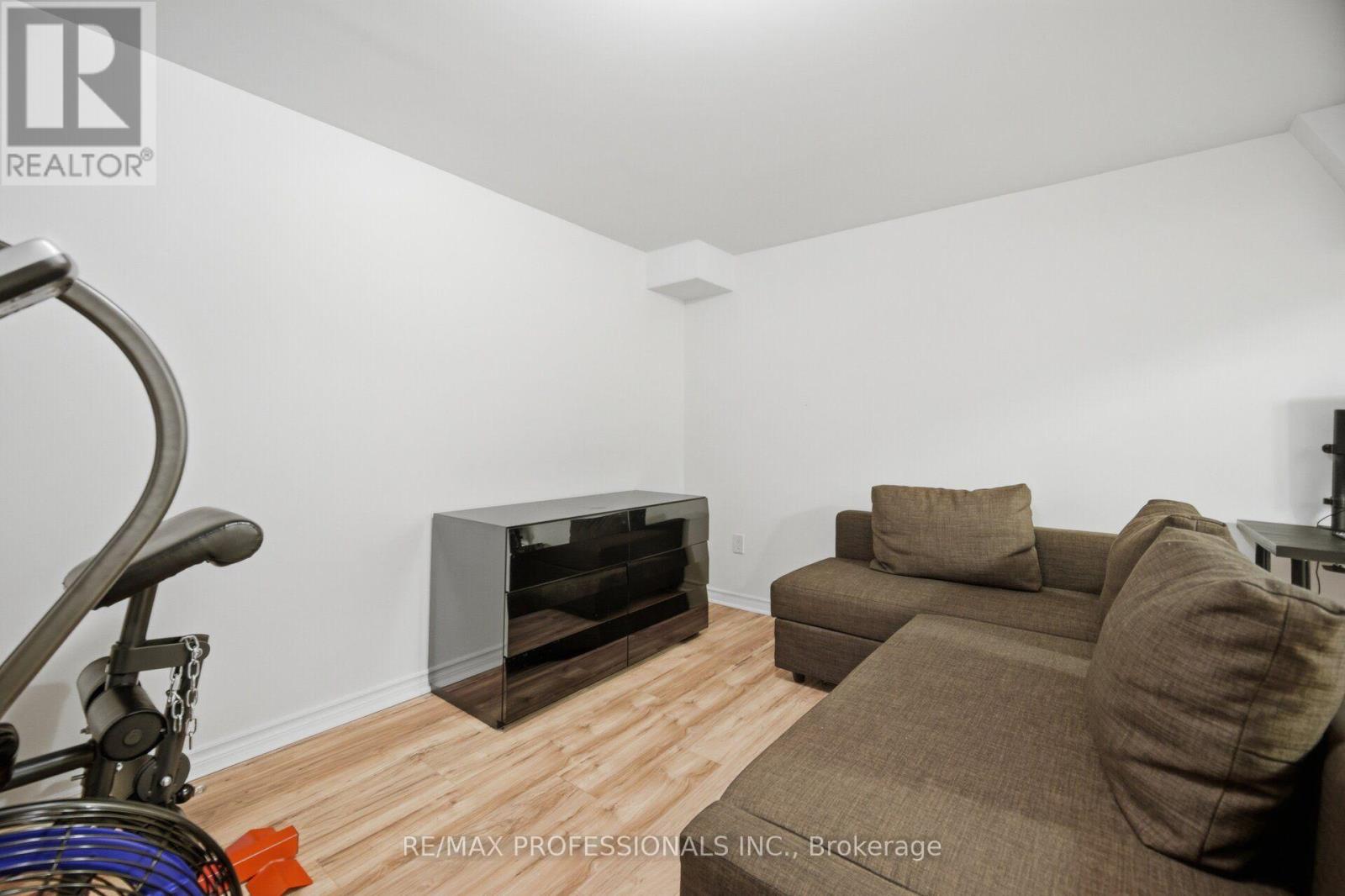 #114 2440 BROMSGROVE ROAD - 36