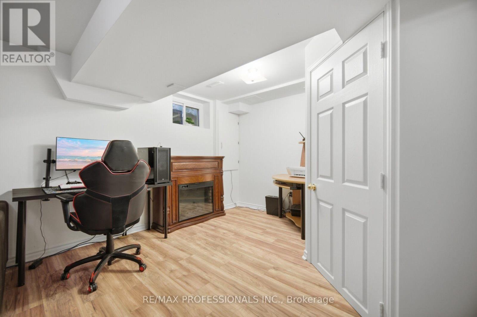 #114 2440 BROMSGROVE ROAD - 39